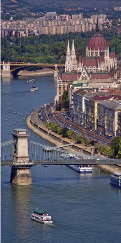 Chain bridge in the afternoon - F-200