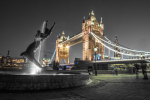 Tower Bridge in gray tones - F-152