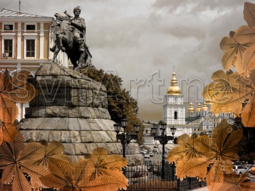 Statuia lui Bogdan Khmelnitsky și castane în tonuri gri - F-244c