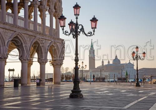 St. Mark's Cathedral - F-260